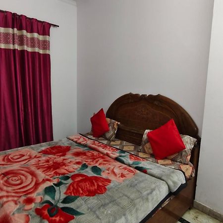 Rajdhani Guest House Faridabad Extérieur photo