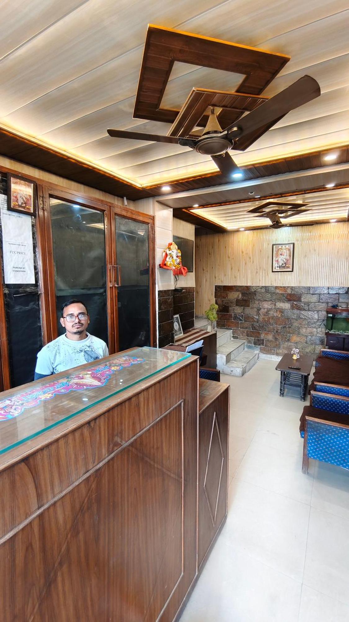 Rajdhani Guest House Faridabad Extérieur photo