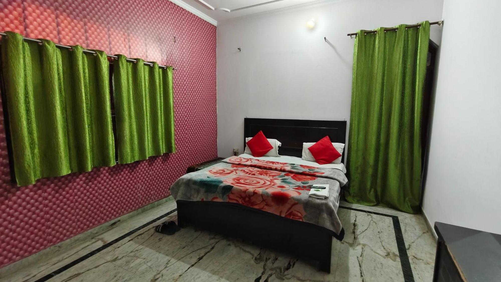 Rajdhani Guest House Faridabad Extérieur photo