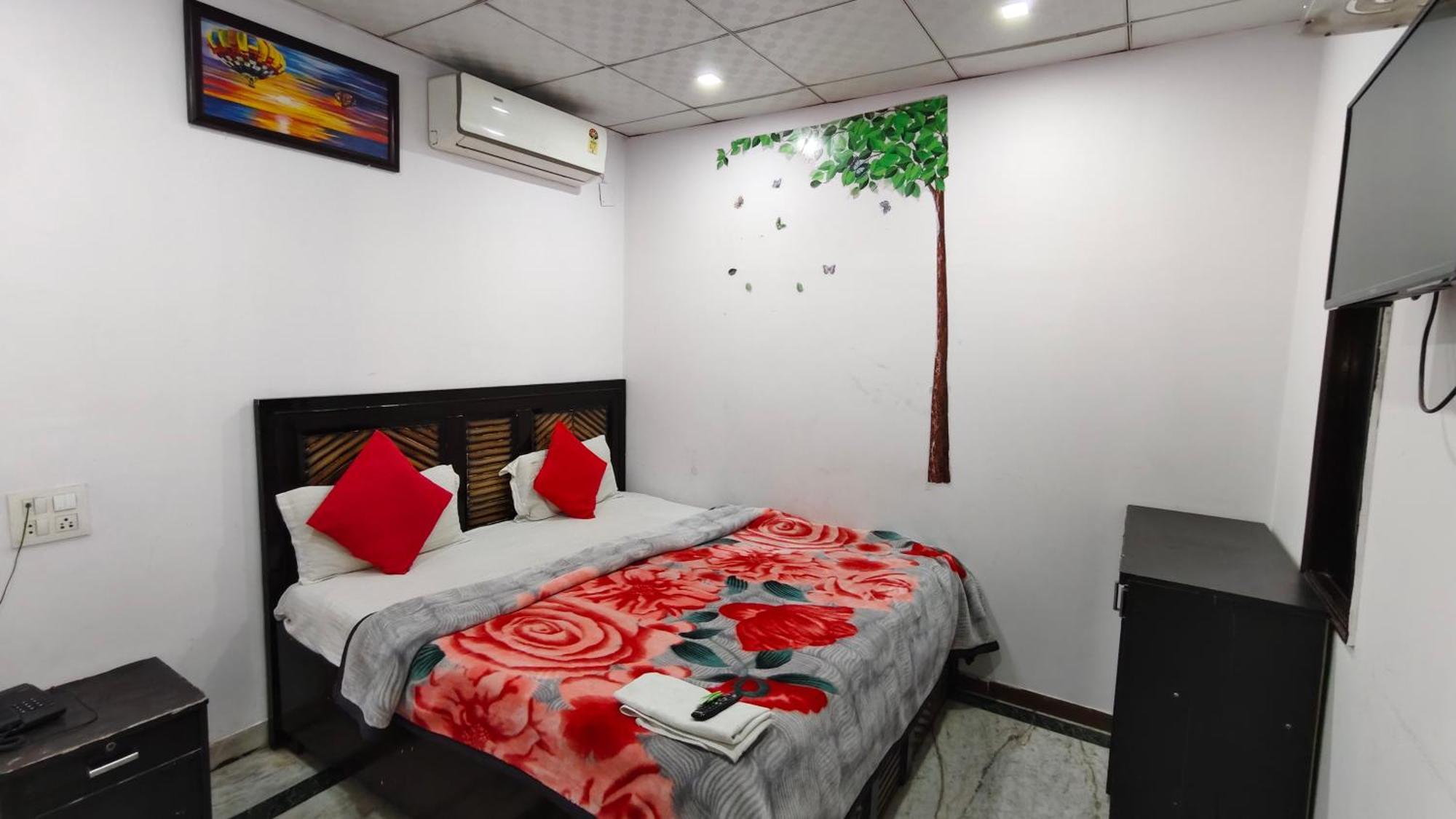Rajdhani Guest House Faridabad Extérieur photo